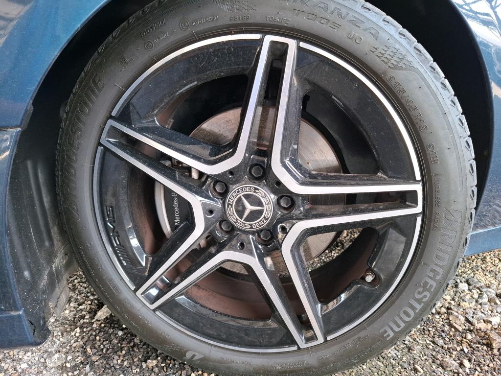 MERCEDES MERCEDES CLASSE A 180 7G-DCT AMG Line 2022