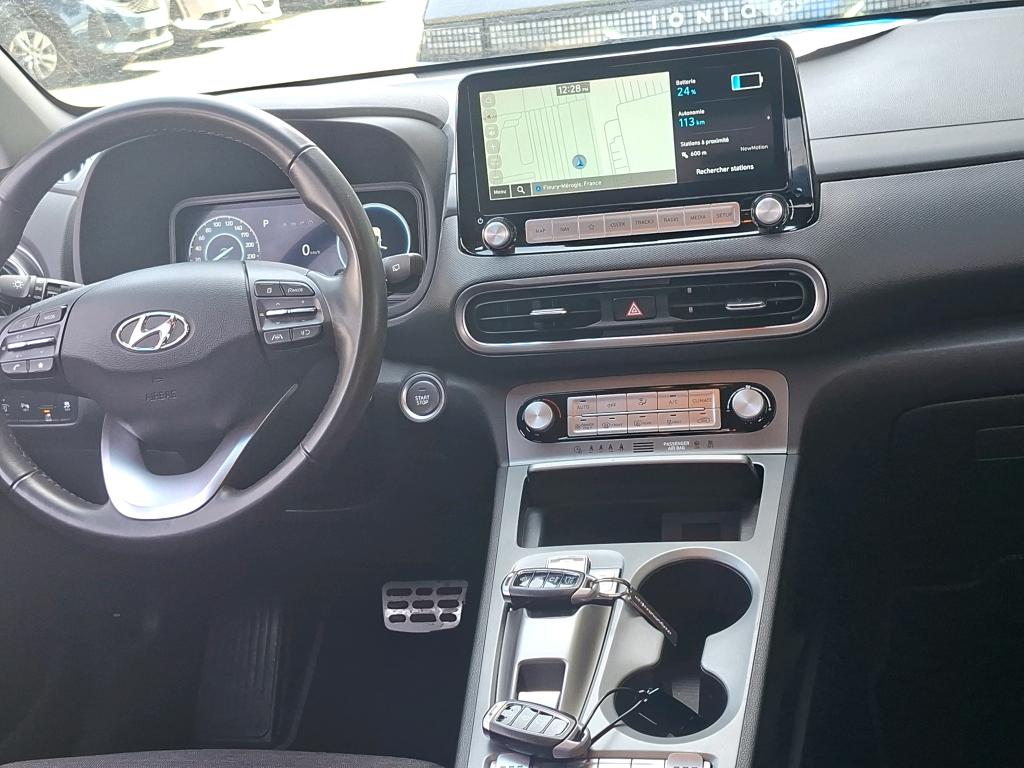 HYUNDAI  2023