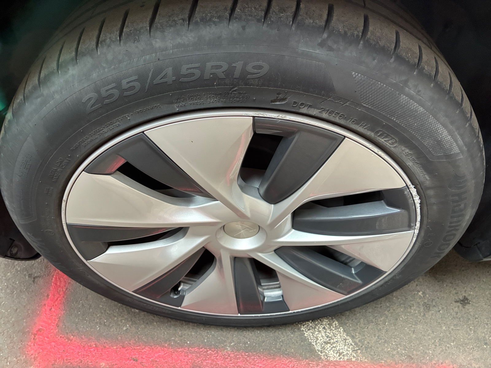 TESLA Model Y Standard RWD 2023