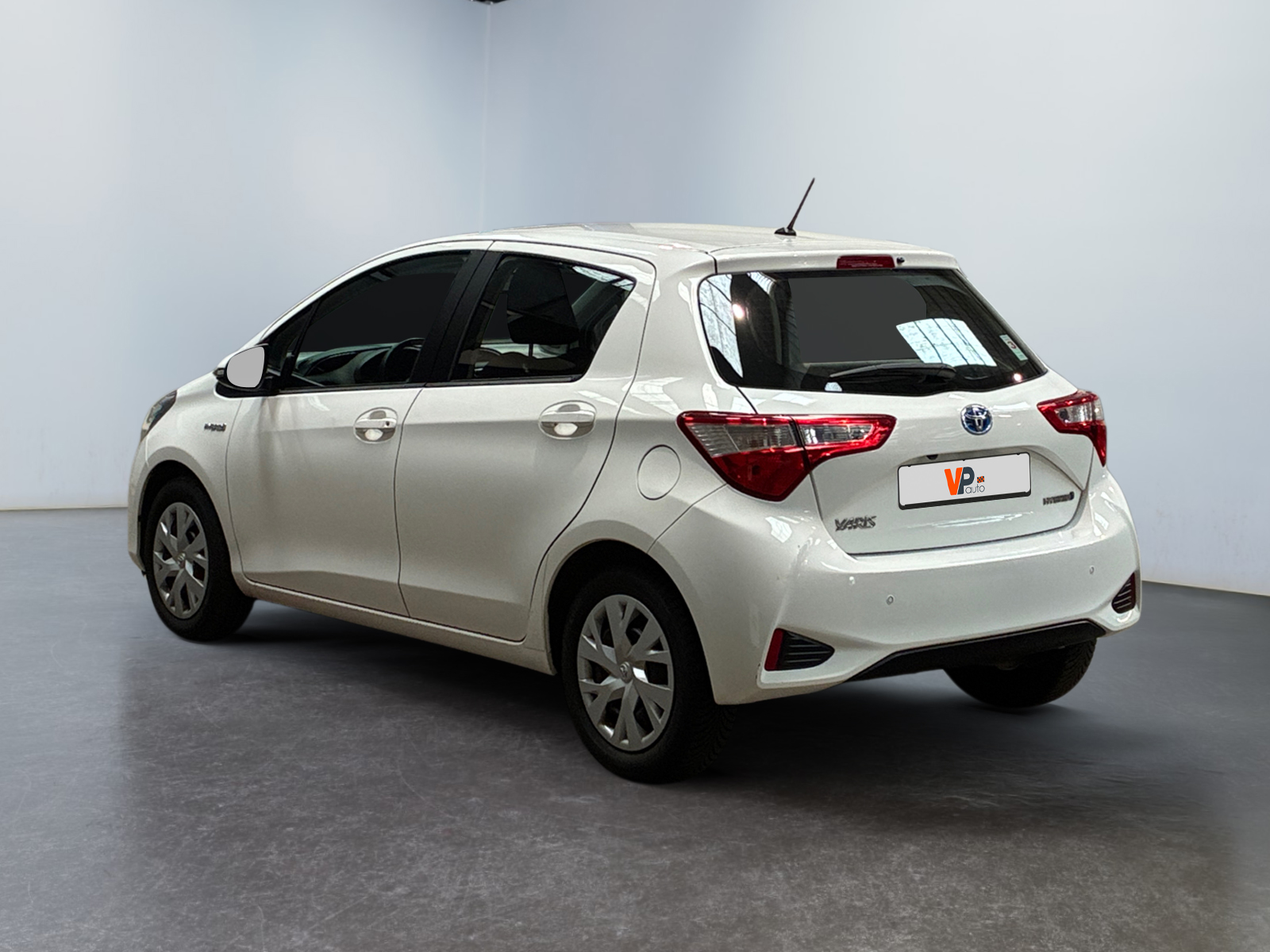 TOYOTA YARIS HYBRIDE AFFAIRES 100H FRANCE BUSINESS 2020
