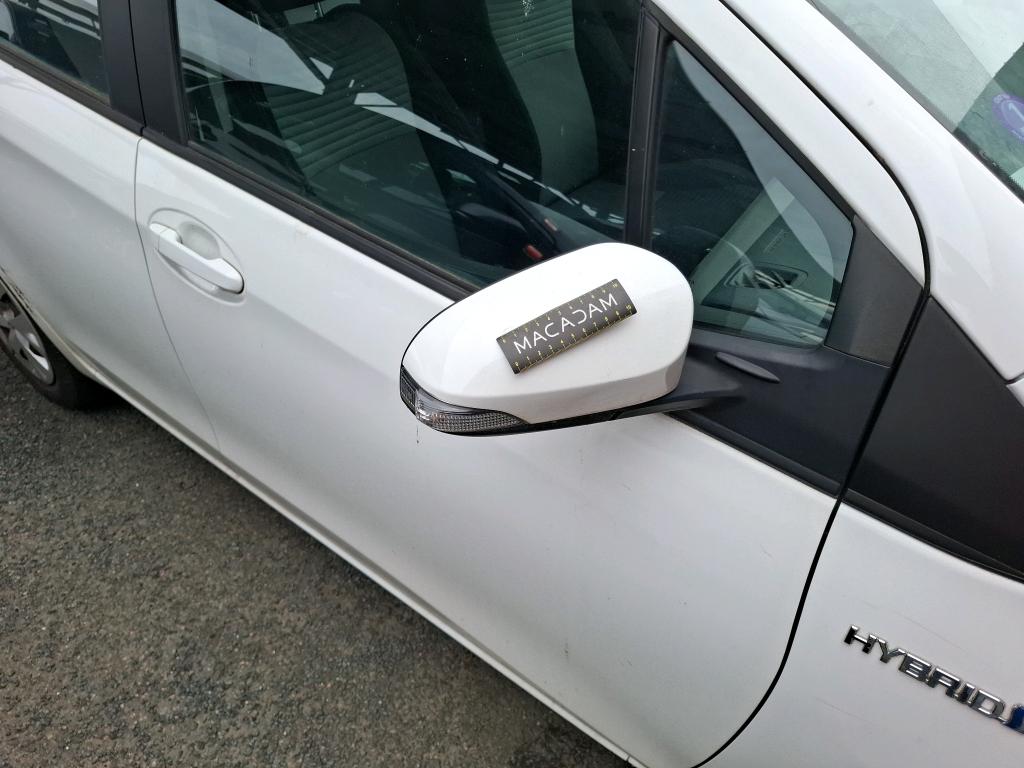 TOYOTA  2019