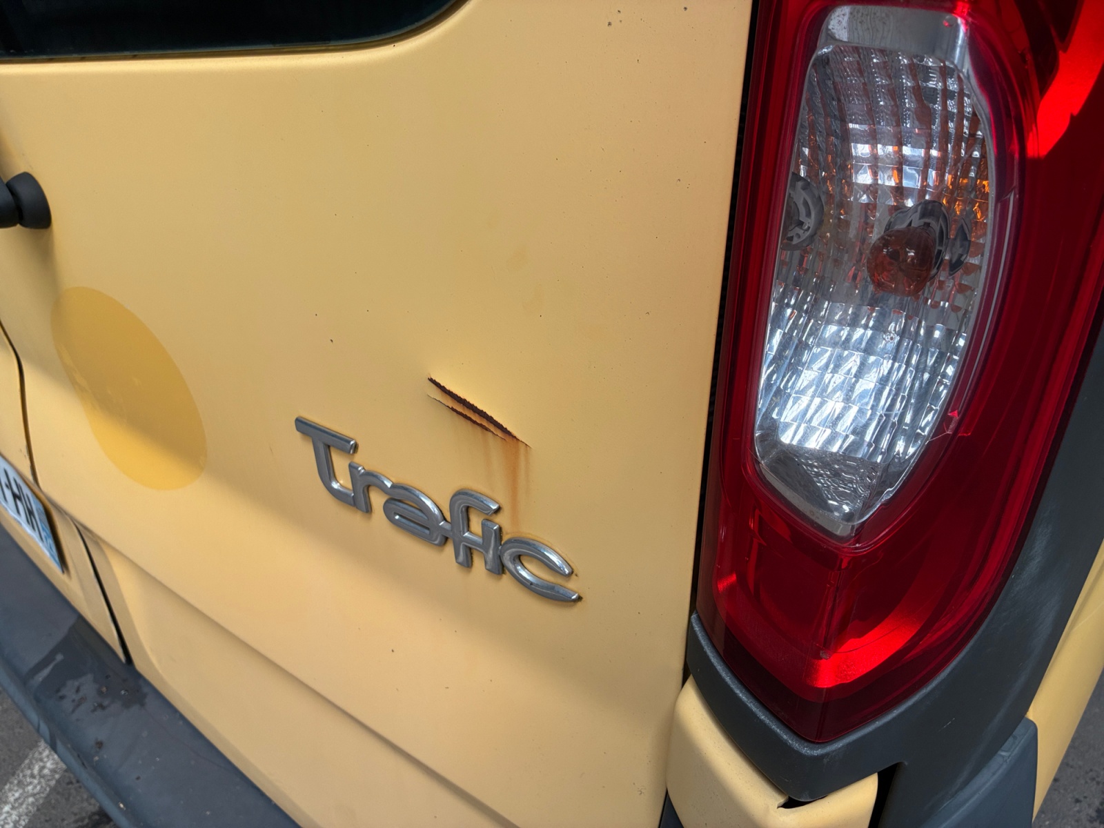 RENAULT TRAFIC FOURGON TRAFIC FGN DCI 90 L1H2 1200 KG CONFORT EURO 5 2014