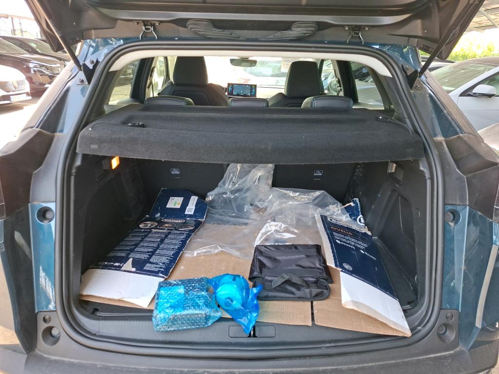 PEUGEOT PEUGEOT 3008 Hybrid 225 e-EAT8 Allure Pack 2022