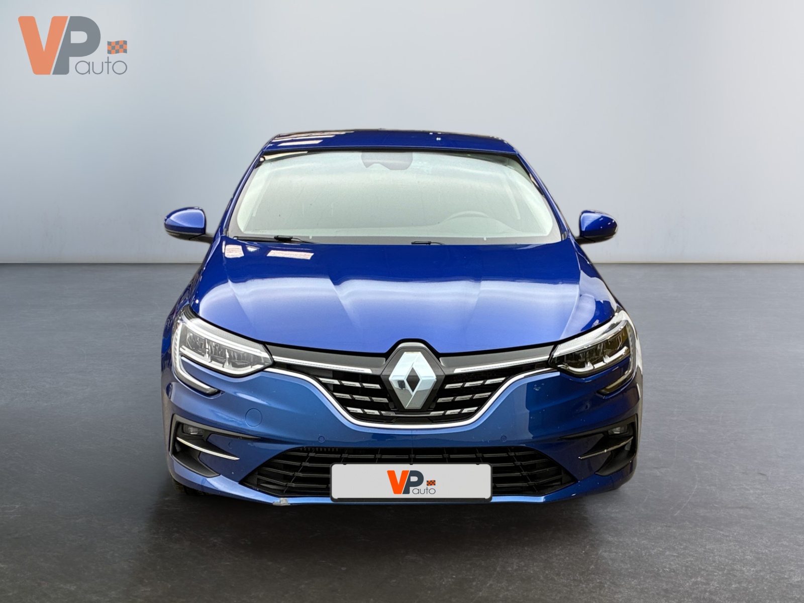 RENAULT  2022