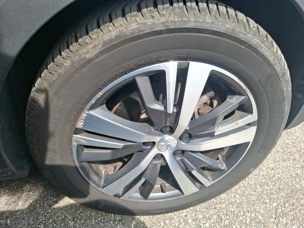 PEUGEOT PEUGEOT 3008 Hybrid 225 e-EAT8 Allure Pack 2023