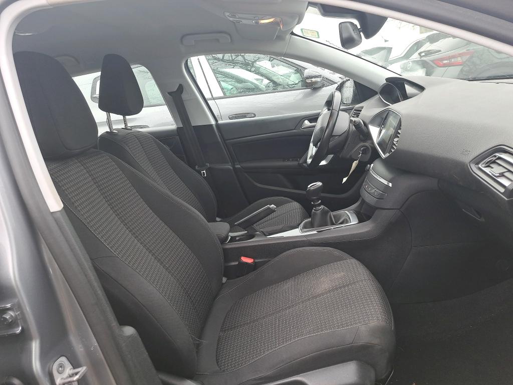 PEUGEOT PEUGEOT 308 SW BlueHDi 130ch S&S BVM6 Active Business 2020