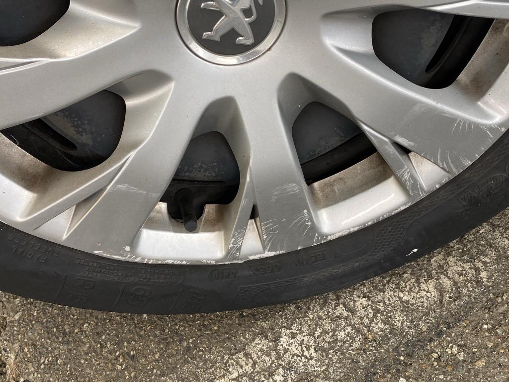 PEUGEOT 208 AFFAIRE PURETECH 82 S&S BVM5 PREMIUM PACK 2019