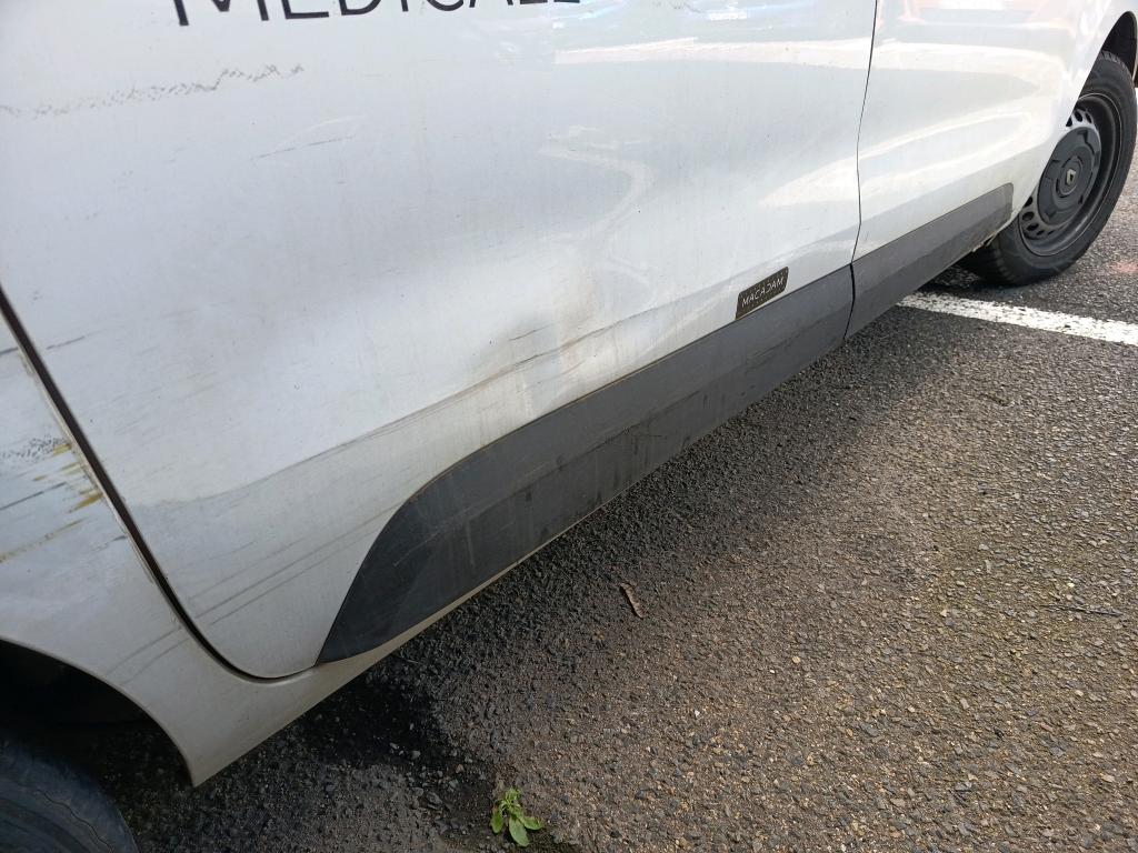 RENAULT RENAULT EXPRESS VAN TCE 100 - 22 CONFORT 2023