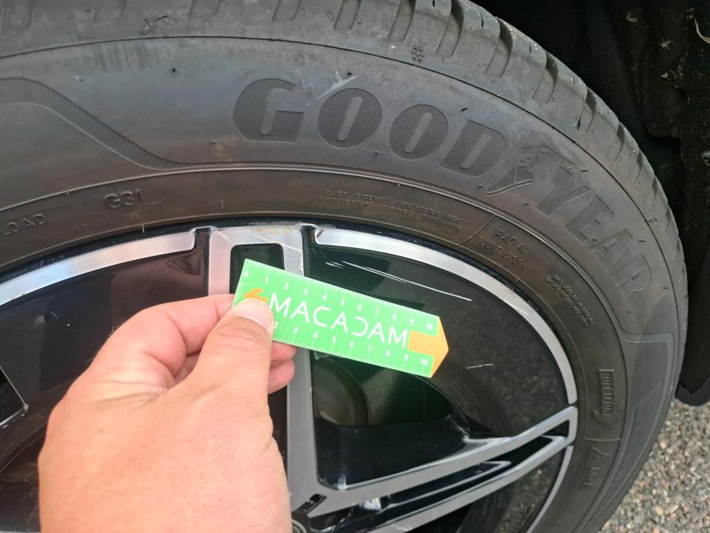 MERCEDES MERCEDES EQB 250 AMG Line 2023