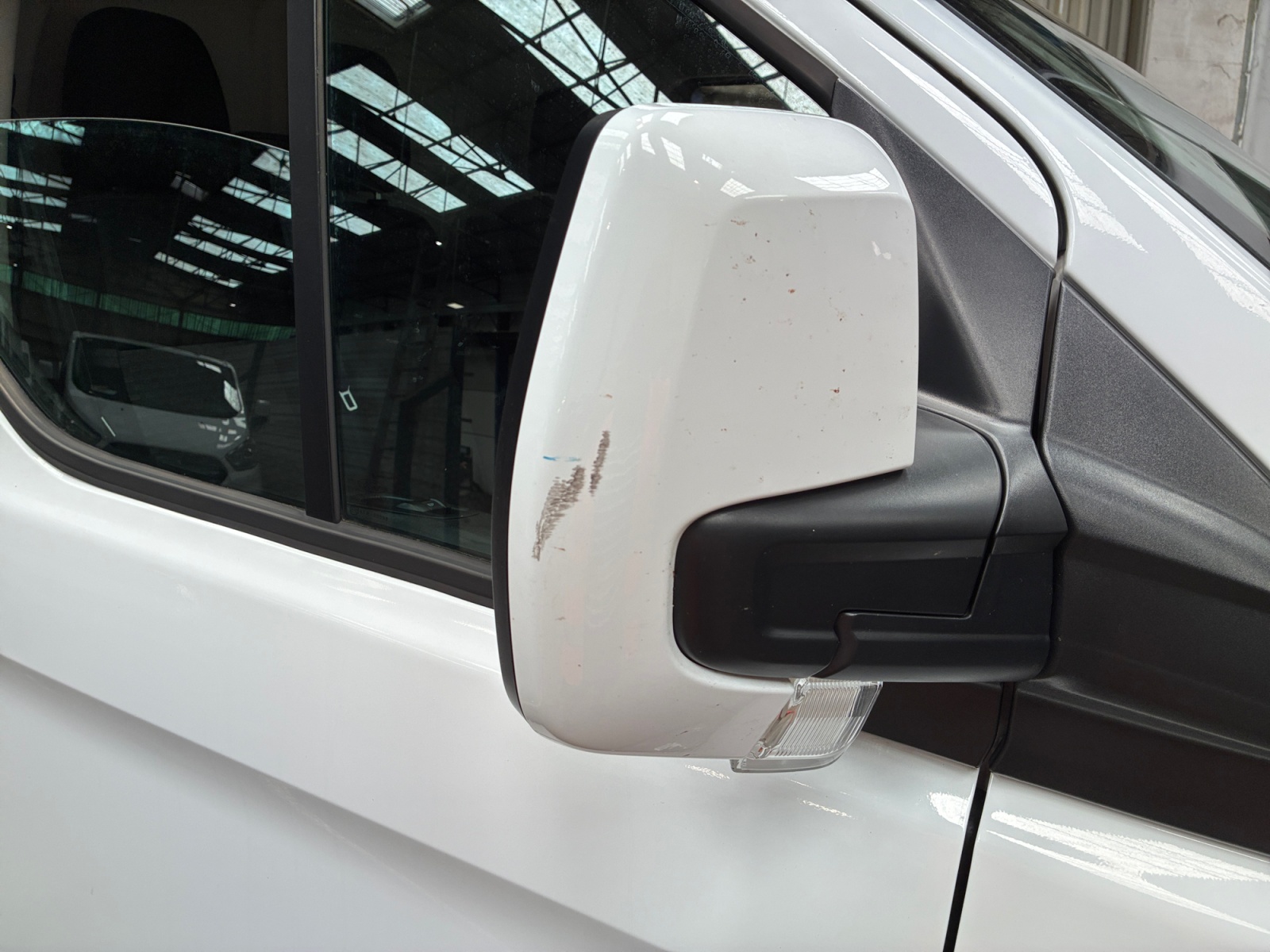 FORD TRANSIT CUSTOM FOURGON 0 2022