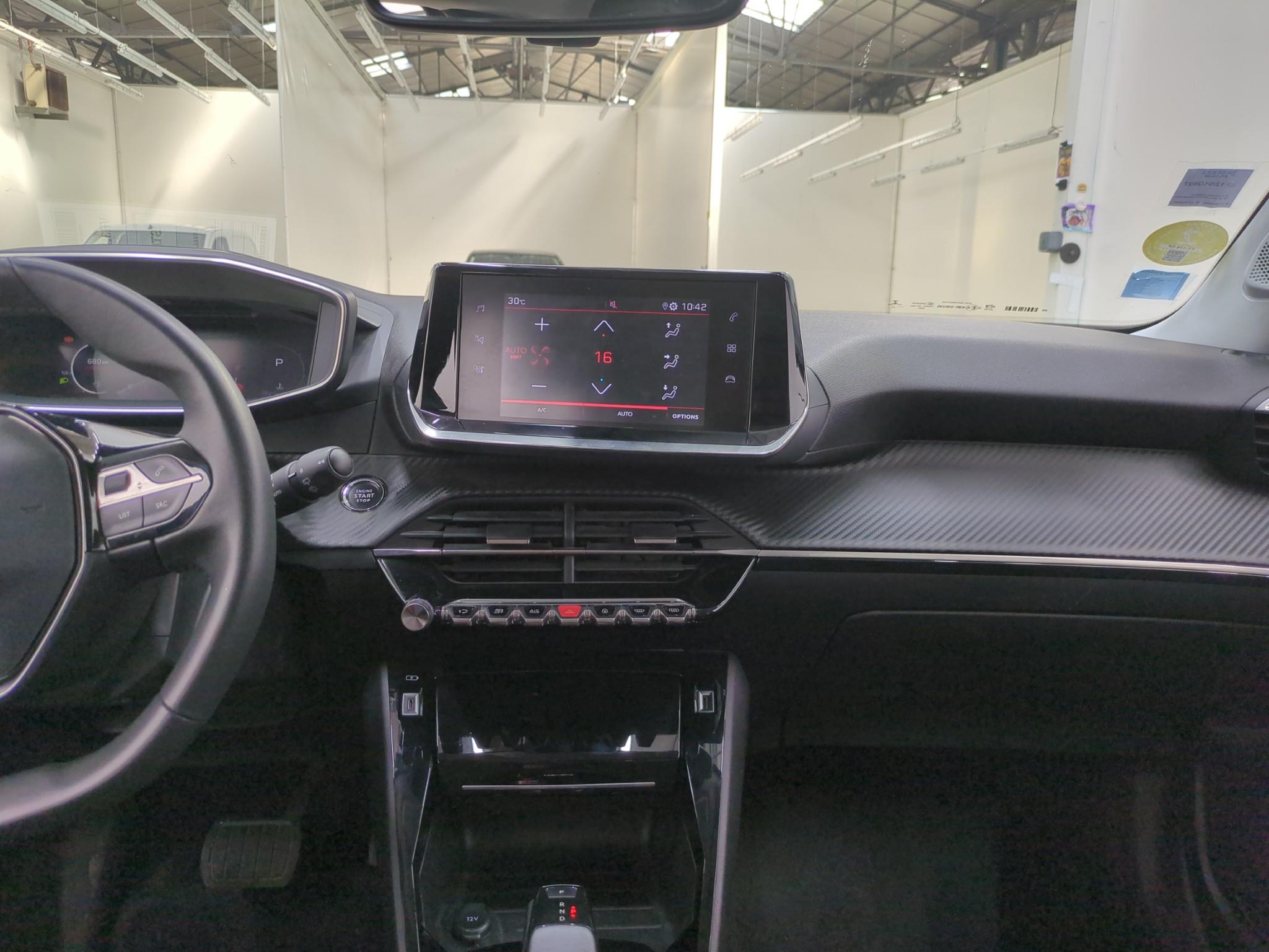 PEUGEOT 2008 BlueHDi 130 S&S EAT8 Allure Pack 2021