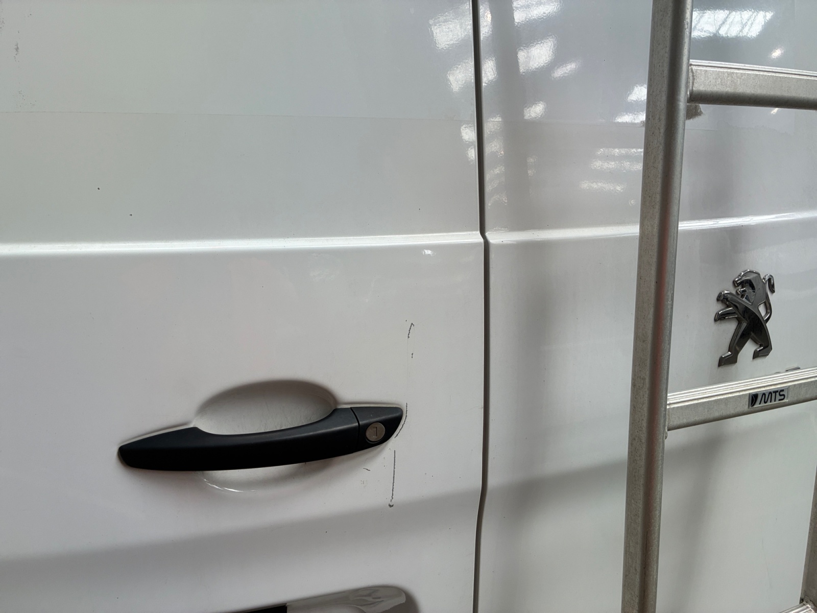 PEUGEOT EXPERT FOURGON FGN TOLE STANDARD BLUEHDI 120 S&S EAT8 PREMIUM 2021