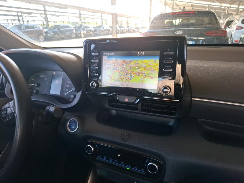TOYOTA  2022