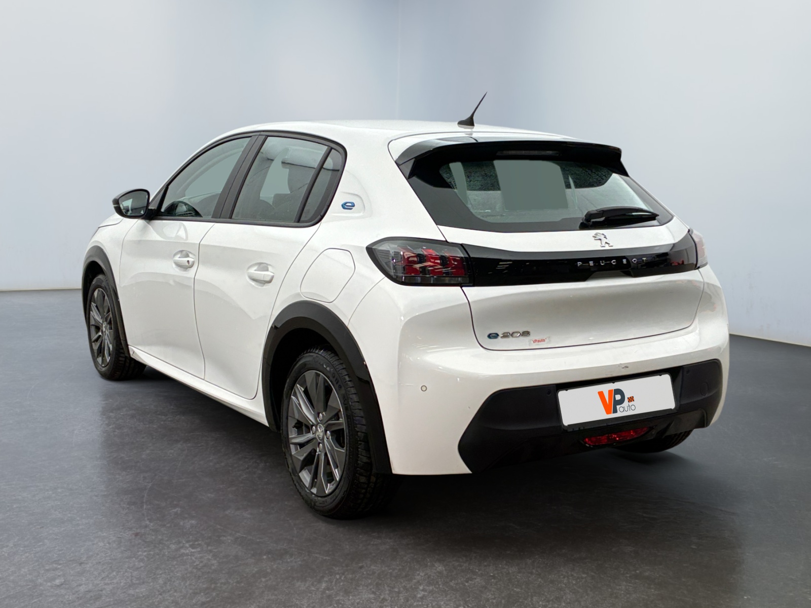 PEUGEOT 208 BUSINESS R ELECTRIQUE 208 ELECTRIQUE 50 KWH 136 ACTIVE BUSINESS R 2022
