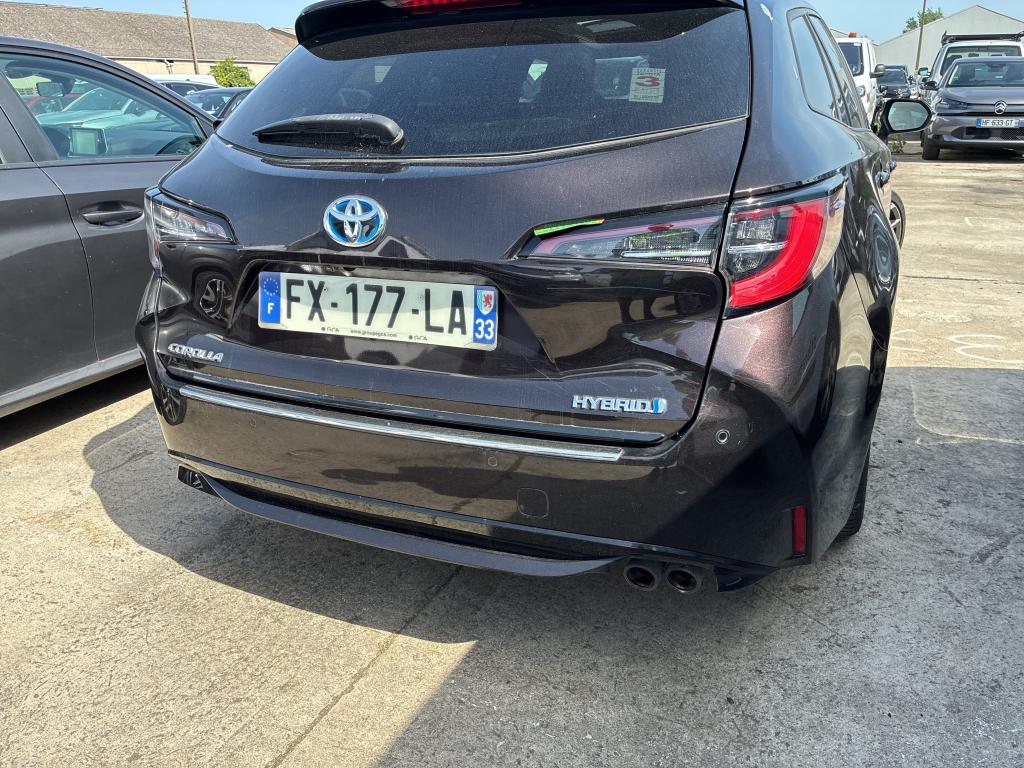 TOYOTA  2021