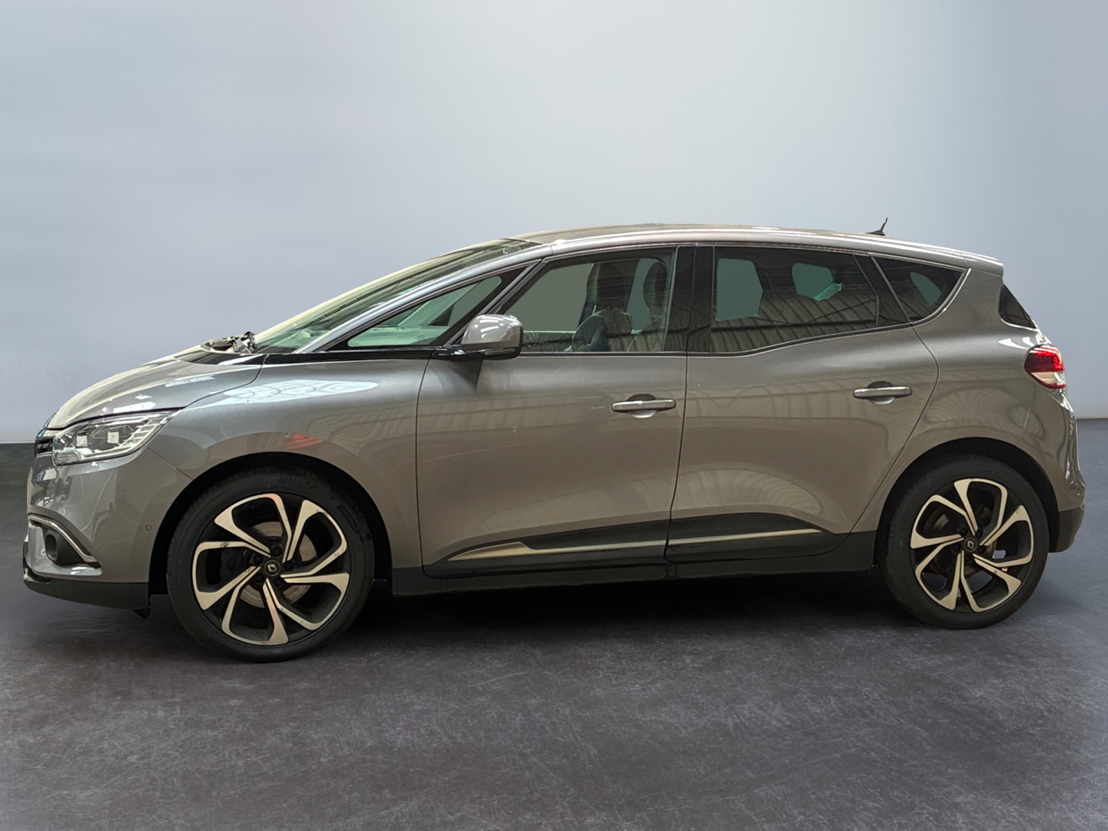 RENAULT Scenic Blue dCi 120 2020