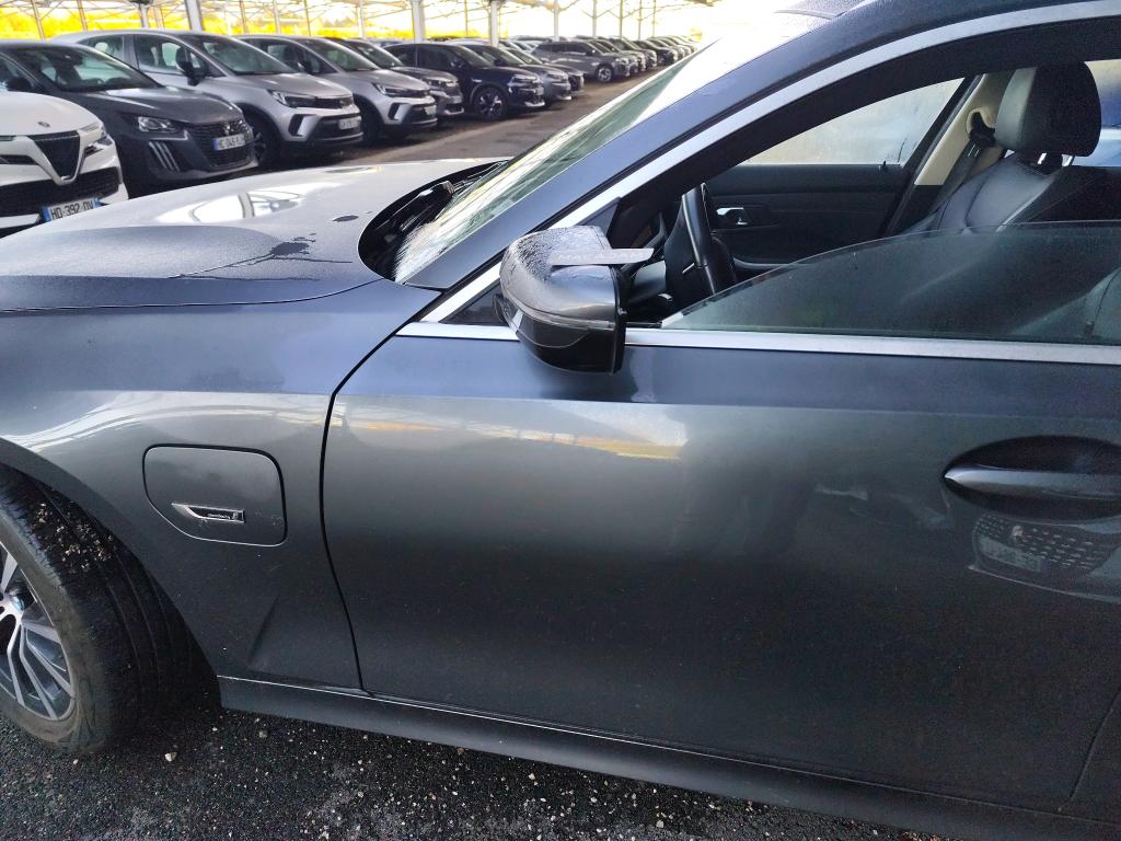 BMW BMW SERIE 3 TOURING G21 330e 292 ch BVA8 Business Design 2021