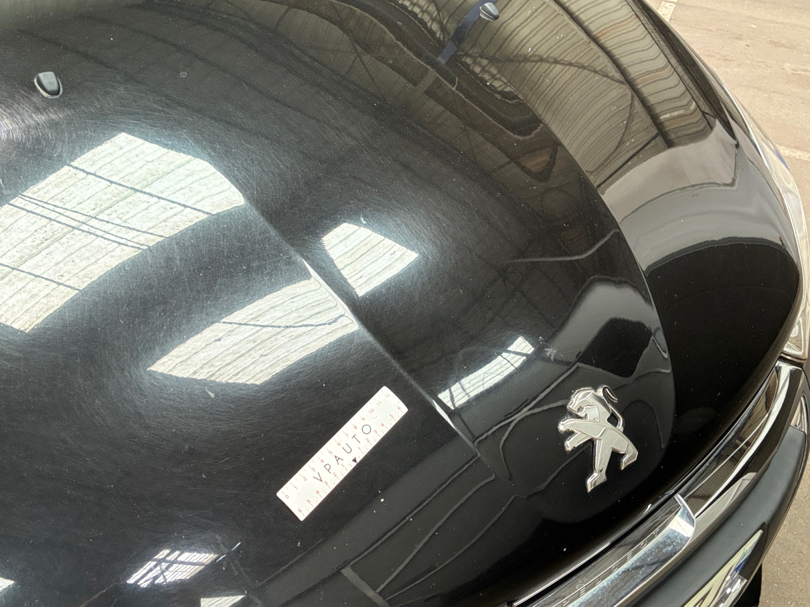 PEUGEOT 208 208 1.2 PureTech 82ch BVM5 Style 2018